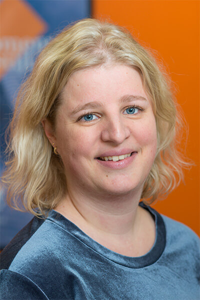 OLYMP Eva Coppoolse