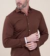 R2 Shirt Widespread Brown Model / Voorkant