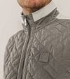 State Of Art Sweatvest Brown Model / Detail
