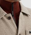 Vanguard Hemdjacke Button Beige Model / Detail