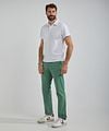 Steppin' Out Chino Blair Medium Grün Model / Voorkant