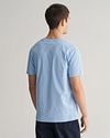Gant T-shirt Shield Logo Light Blue Model / Voorkant