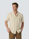 No Excess Short Sleeve Shirt Linen Ecru Model / Voorkant