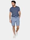 NZA T-shirt Noel Stripes Light Navy Model / Voorkant