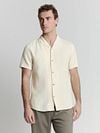 No Excess Short Sleeve Hemd Struktur Ecru Model / Voorkant