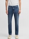 BOSS Delaware Jeans Medium Blue Model / Voorkant