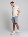 Polo No-Excess Terry Jacquard Ecru Model / Voorkant
