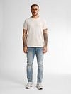 Petrol T-Shirt Sandstone Melange Ecru Model / Voorkant