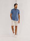 State Of Art Short Sleeve Shirt Leafs Navy Model / Voorkant