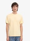 T-shirt Colorful Standard Jaune Doux Model / Voorkant