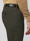 Meyer Broek Roma Trousers Dark Green Model / Achterkant
