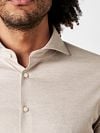 Desoto Essential Shirt Hai Piqué Beige Model / Detail