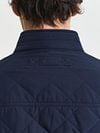 Gant Jacket Quilted Navy Model / Detail