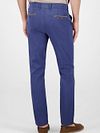 Gardeur Chino Benny 3 Indigo Blue Model / Achterkant