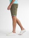Petrol Denim Short Jackson Olive Green  Model / Zijkant