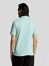 Lyle and Scott Polo Future Bleu Clair Model / Achterkant