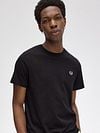 Fred Perry T-Shirt Zwart 102 Model / Voorkant