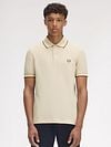 Fred Perry M3600 Polo Shirt Ecru Y56 Model / Voorkant