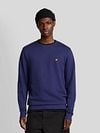 Lyle & Scott Trui Deep Indigo Model / Voorkant