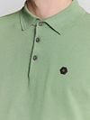 No Excess Knitted Polo Shirt Green Model / Detail
