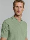 No Excess Poloshirt Green Model / Voorkant