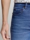 No Excess Short Denim Stretch Stone Model / Detail