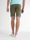 Petrol Denim Short Jackson Olive Green  Model / Achterkant