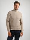 Suitable Turtleneck Pullover Structure Melange Sand Model / Voorkant with Stefan