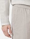 Scotch and Soda Chino Warren Linnen Greige Model / Detail
