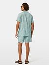 Scotch and Soda Shortsleeve Shirt Print Light Green Model / Achterkant