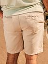 Suitable Ferdinand Short Beige Model / Achterkant met Bram