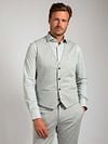 Suitable Gilet Kris Mist Grey Model / Voorkant with Stefan