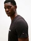 Tommy Hilfiger Logo T-shirt Zwart Model / Detail