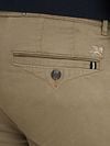 Vanguard V9 Chino Dobbey Greige Model / Detail