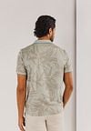 State of Art Poloshirt Faded Leaf Beige Model / Achterkant