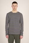 KnowledgeCotton Apparel Longsleeve T-shirt Strepen Donkerblauw Model / Voorkant