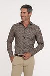 R2 Shirt Print Brown Model / Voorkant