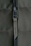 Rains Bodywarmer Trekker Donkergroen Product / Detail
