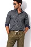 Desoto Shirt Print Dark Green Model / Voorkant