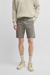 Boss Chino Short Beige Model / Voorkant