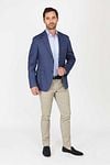 Suitable Blazer Linen Royal Blue Model / Voorkant with Emiel