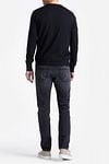 King Essentials The John Pullover Merino Black Model / Achterkant