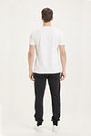 KnowledgeCotton Apparel Teak Sweatpants Black Model / Achterkant