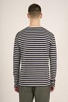 KnowledgeCotton Apparel Longsleeve T-shirt Strepen Donkerblauw Model / Achterkant