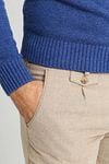Suitable Lambswool Pullover O-Neck Royal Blue Model / Detail