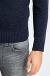 Suitable Lambswool Pullover O-Neck Navy Model / Detail