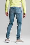Cast Iron Riser Jeans Clear Sky Blue Model / Achterkant