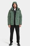 Didriksons Parka Hilding Dark Green Model / Voorkant