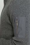 Suitable Mou Half Zip Pullover Anthracite Model / Detail
