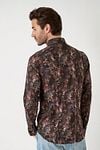 DESOTO Hemd Druck Raw Umber Jungle Braun Model / Achterkant